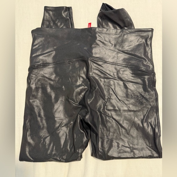 Spanx Faux Leather Leggings Black 2x plus size - Picture 7 of 8